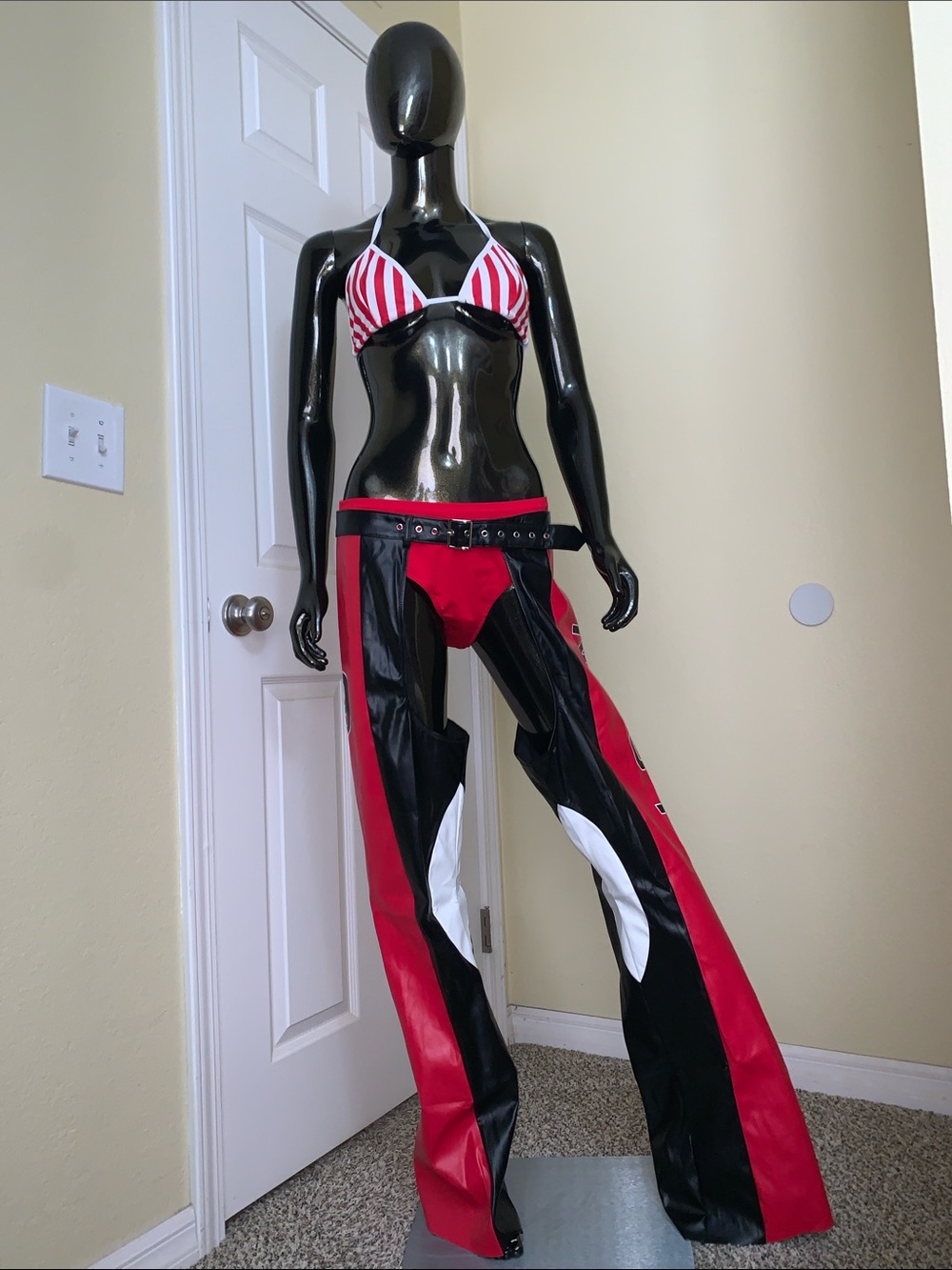 Dolls Kill Trickz N Treatz Christina Dirty Costume-Medium Top, Large Bottoms